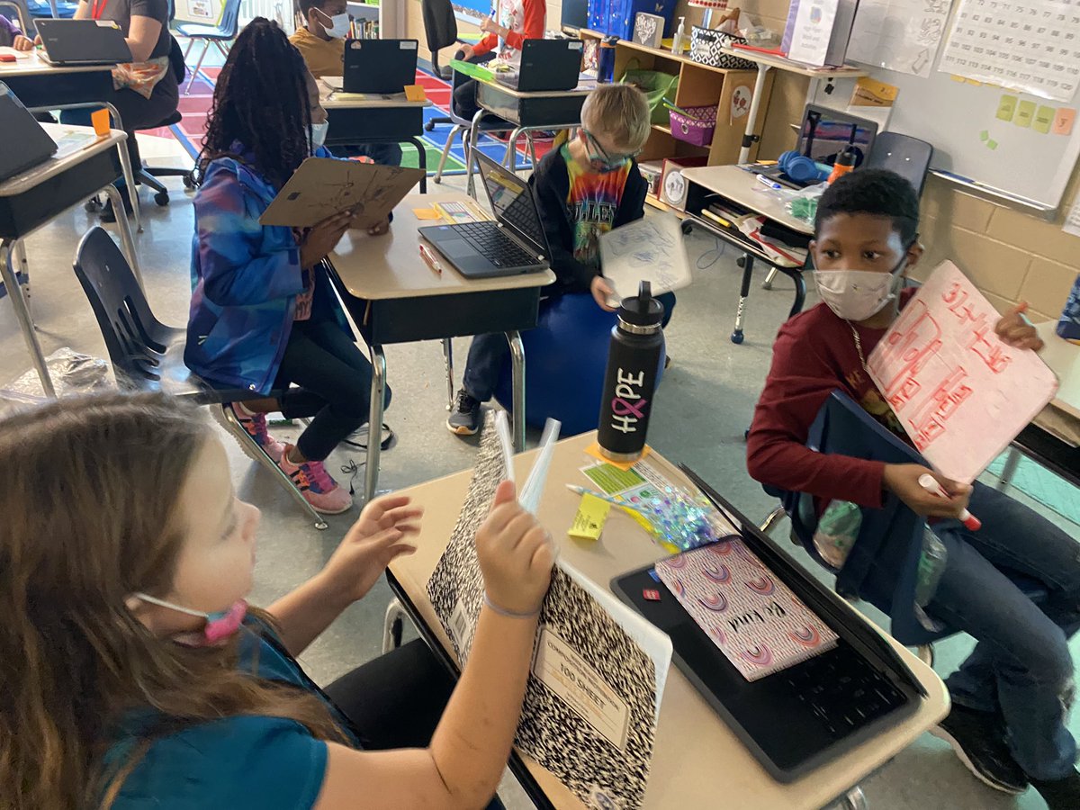 SolleyAACPS's tweet photo. Students in @miss_morrow_’s second grade class are sharing different strategies they used to solve the Pose a Problem using base ten blocks & drawing rods and cubes. @AACPS_PK5Math #studentdiscourse #mathmatters #solleystrong https://t.co/ajp4jtochg