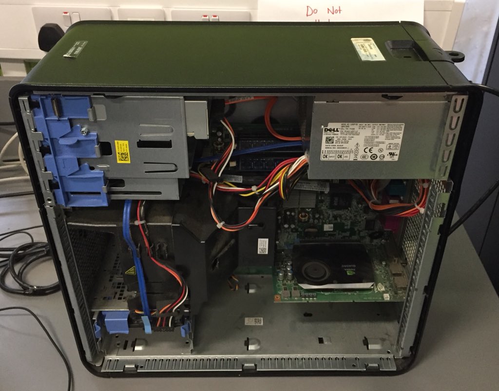 nicolemcmen's tweet photo. 3rd year Students used practical problem solving skills during Science week to restore a broken Computer only to discover it was last used in 2010 with Windows XP 🖥😂🤓 https://t.co/0uUyEjgpyJ
