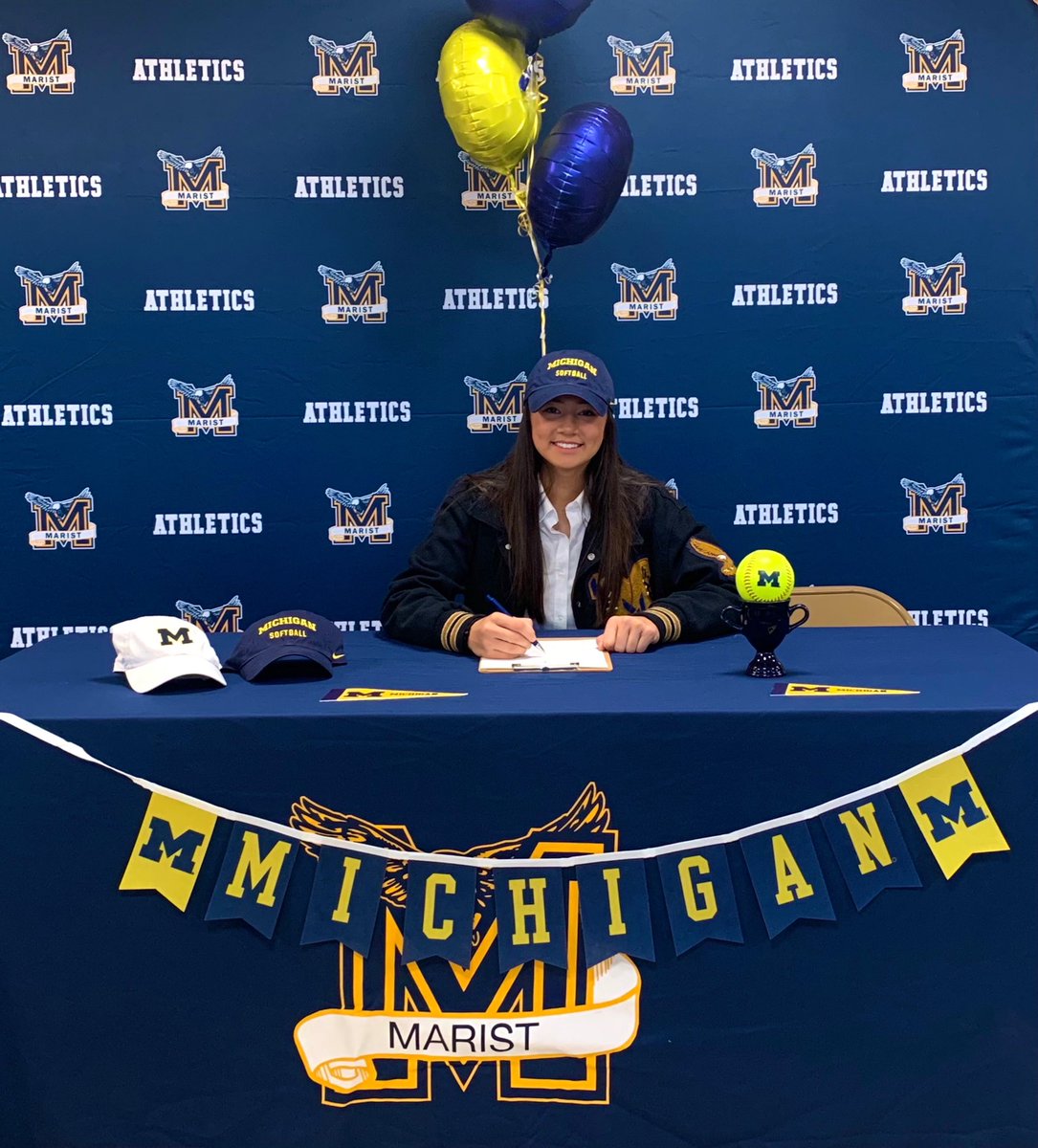 AveryFantucci's tweet photo. It’s in writing! So excited. Go blue💙💛 @Marist_Softball @ecb18uSchnute @umichsoftball https://t.co/ucMwNFUVo5