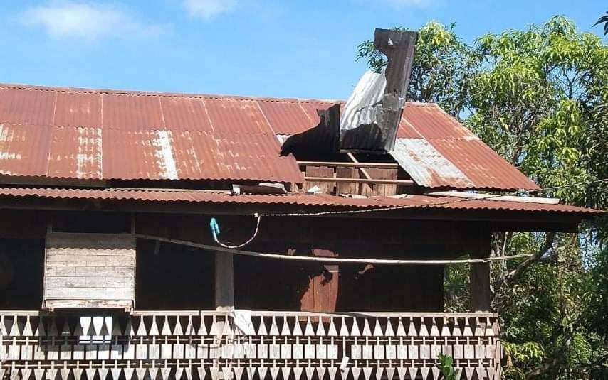 julinooooo's tweet photo. When fleeing villagers returned, debris from 3 houses set arson by SAC could be observed in #Depayin Tsp following a rampage by SAC on Nov9. #FreezePaymentsToJunta #Nov11Coup    #WhatsHappeningInMyanmar https://t.co/Tjl4iLu0X2