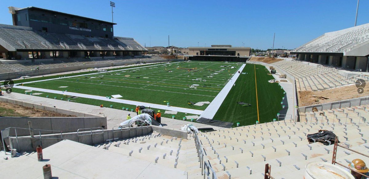 Playoff time in Texas👀🏈:

11/11- 📍Houston Yates vs. El Campo
🏟- Ricebird Stadium 
(W/ @NickHarris247)

11/12- 📍Klein Cain vs. Cy Woods
🏟- Tomball ISD Stadium 
(W/ <a href="/MikeRoach247/">Mike Roach</a>➕<a href="/UncleFraz/">Fraz 🐙</a>)

No better way to start than some time in the H with the crew. Can’t wait🤝 #txhsfb