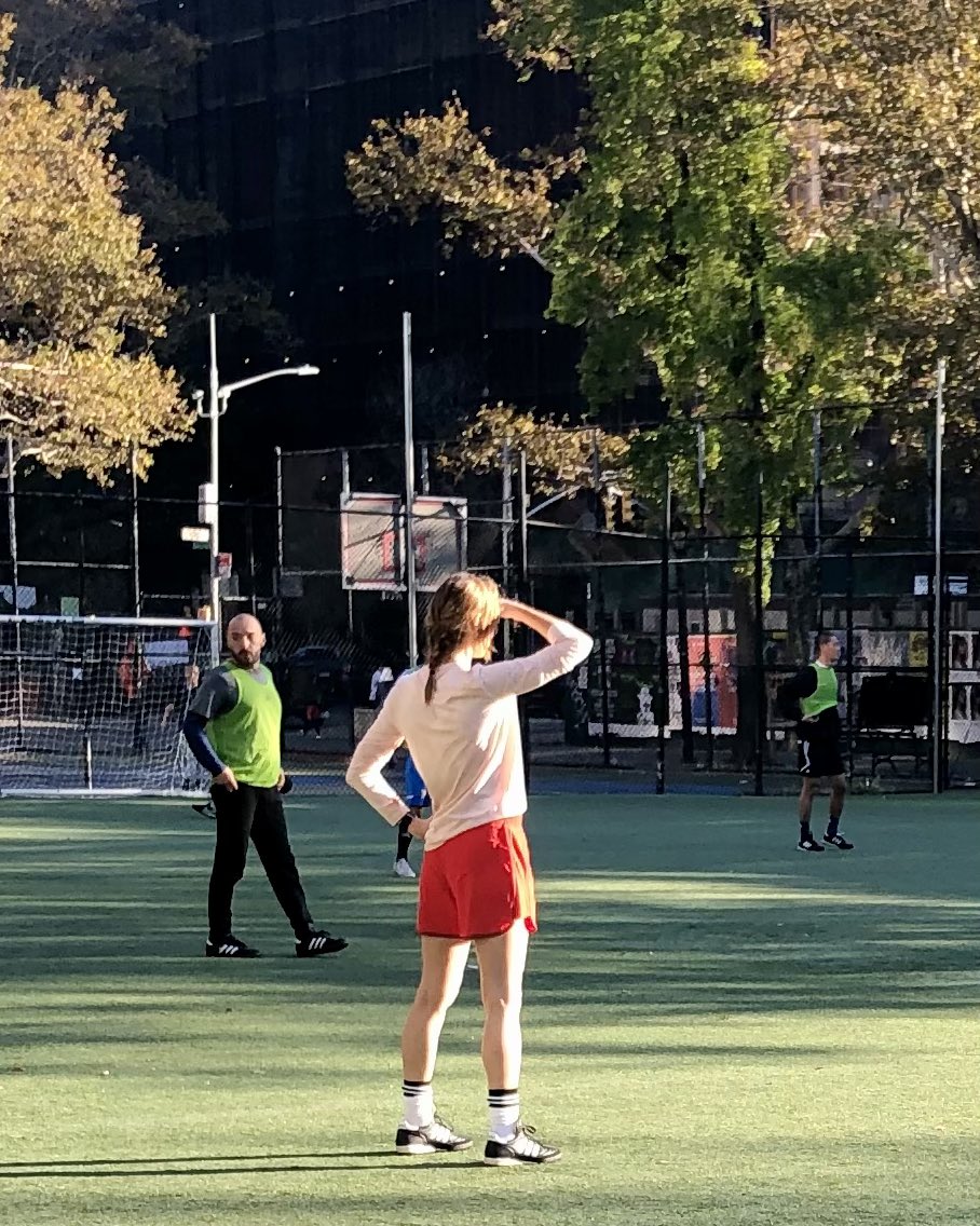 cscnyc's tweet photo. 🍂⚽️🍂 #FallLight 🍂⚽️🍂

[📷 @DanFunderburgh] https://t.co/aPyoT8RdNk