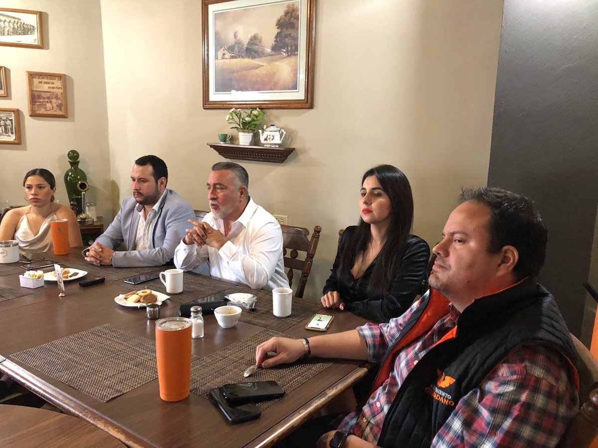 Presente en la rueda de prensa de la nueva Coordinación Municipal de San Luis Río Colorado, se viene la #EvoluciónMexicana en todo Sonora.