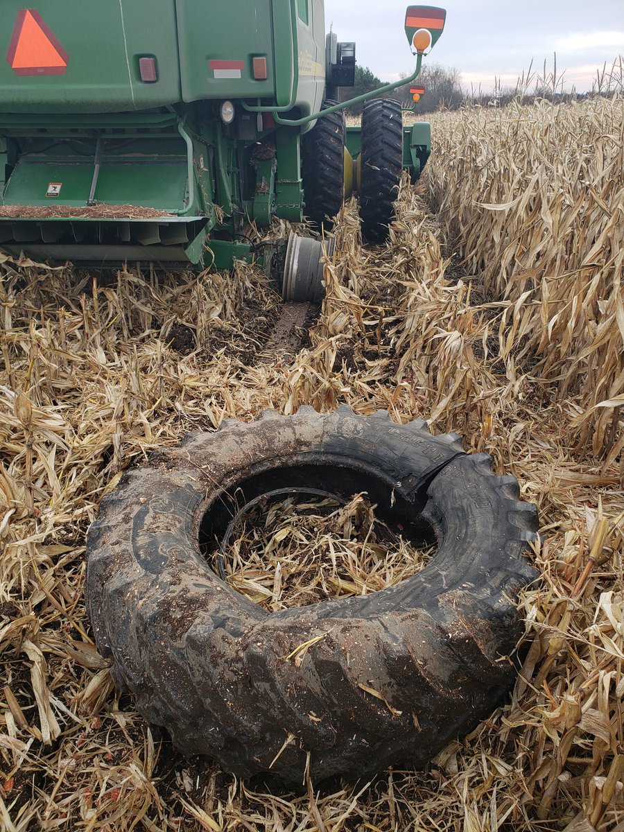 Well... better in the field than on the road i guess 🤦‍♂️