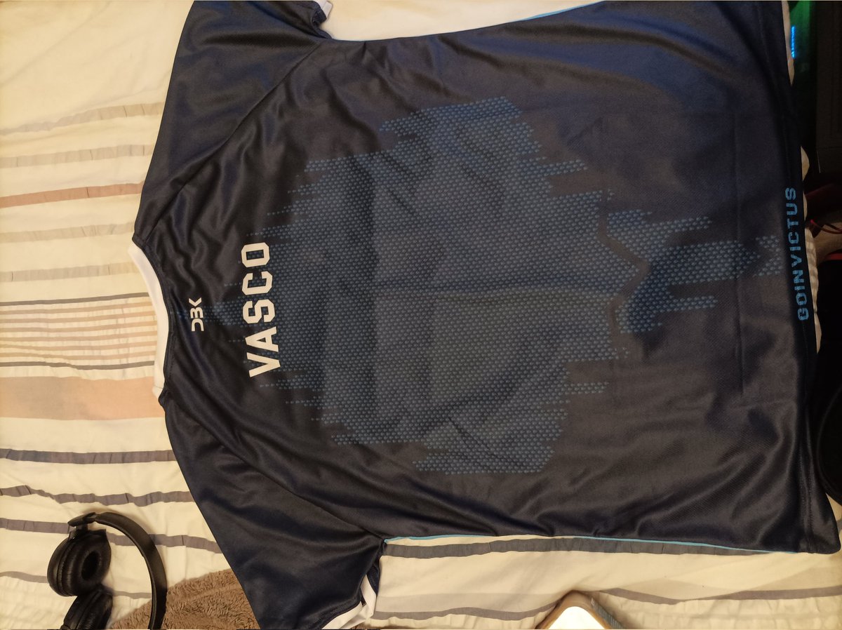 VascoDC3's tweet image. Ilusiona la camiseta de @MindInvictus 
A estrenarla en la @playgenpro pamplona