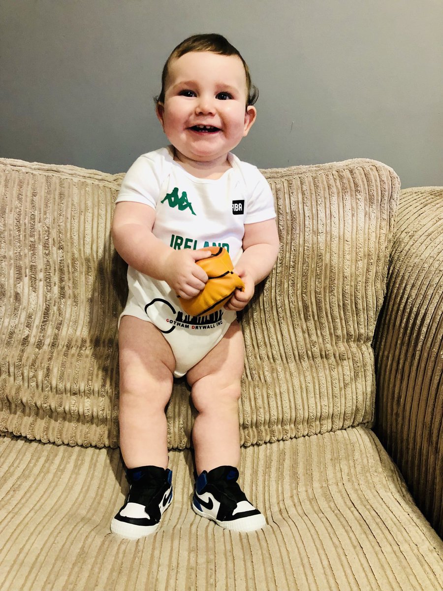 sharon_ahern13's tweet photo. Best of luck to Daddy and Irish Ladies team  ☘️ 🇮🇪 🏀 ⁦@JamesWeldon1⁩ ⁦@BballIrl⁩ https://t.co/r7Oa9MPfmd