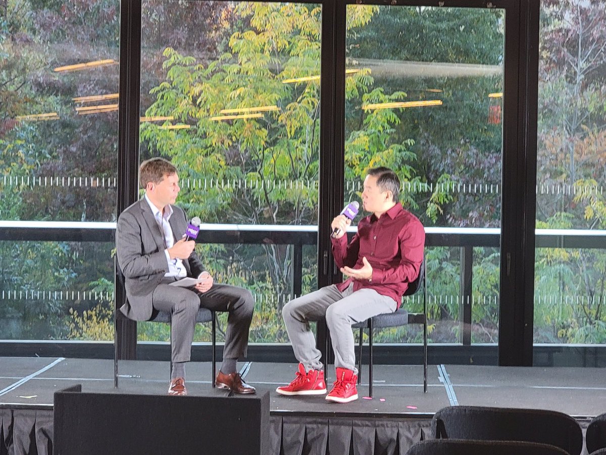 spreefinance's tweet photo. Check out our CEO and Co-Founder, @ThePointsDai’s interview with @decryptmedia Executive Editor, @jeffjohnroberts on @YahooFinance. #BeOneOfOne
https://t.co/R9WtJmLyaF https://t.co/r0CvU4i75u