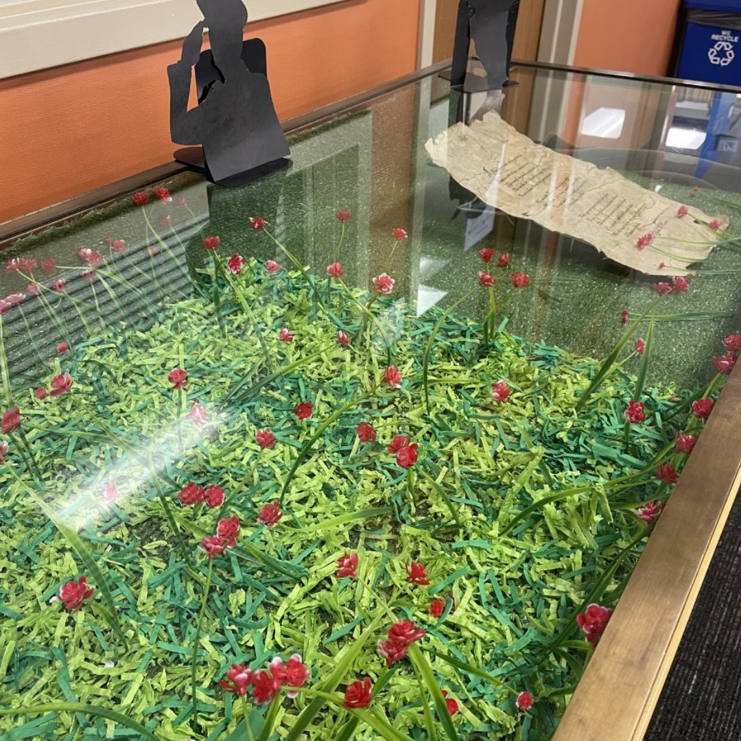 AUG_Libraries's tweet photo. The #AULibraries are recognizing #VeteransDay with a display located on the 2nd floor in Reese Library. Come take a look at the field of poppies and read the poem In Flanders Field--a piece that inspired the use of poppies as a means of remembrance.

#AugustaUniversity https://t.co/7JnBxhHBKf