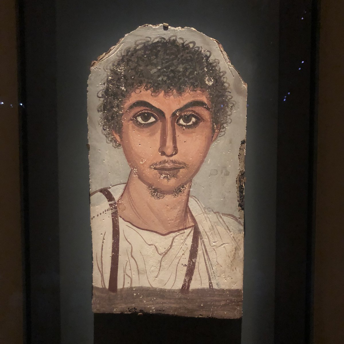 elisabeth_saw's tweet photo. Thursday lates at Vienna’s museum of art history @KhmWien: awed by Sekhmet, hypnotised by mummy portraits, moved by Priam and Achilles and in love with little pot rubbing its belly 😍 https://t.co/fZyhRdC2Vq