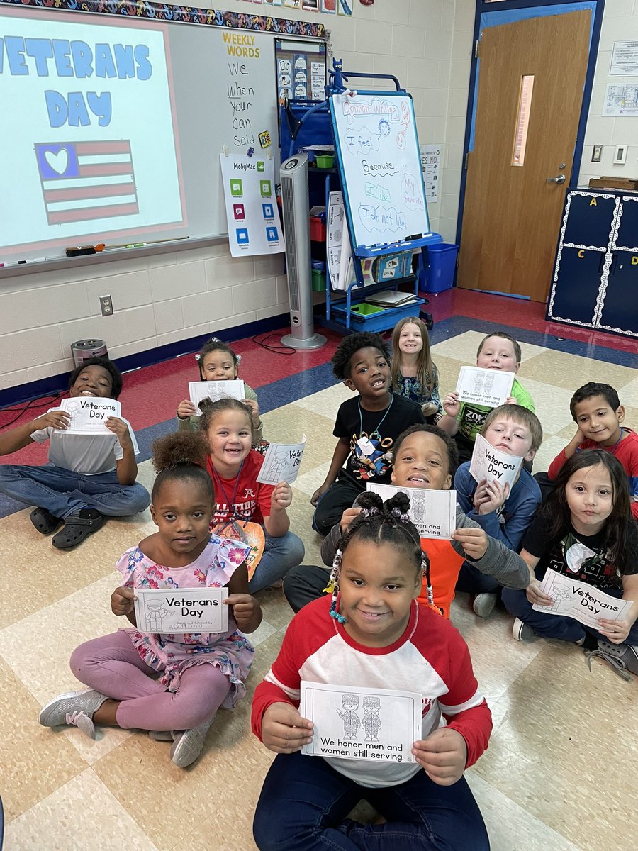 Thank you Veterans! We are learning why #VeteransDay is  important.  #CVbettertogether <a href="/Creekvw_Tweets/">Creekview Elementary</a>