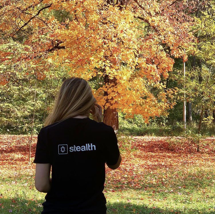StealthPay's tweet photo. Enjoy the last days of #Autumn with #Stealth.
$XST #StealthSend #StealthAssets #StealthBanking #MobilePayments #MobileBanking #Fintech #NeoBanks #StartUp #PayWithStealth #StealthPay #Crypto #StealthGirl #CryptoGirl https://t.co/dUrH9sK34N