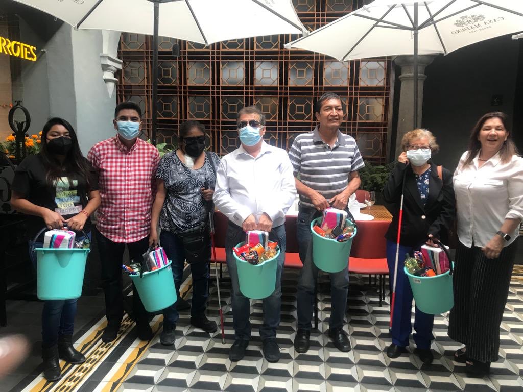 ACRIPPuebla's tweet photo. Segunda reunión con la Cámara de restauranteros de Puebla, para dar continuidad al ejercicio de sensibilización de los servidores a los comensales discapacitados. https://t.co/JGFhI0XYVA