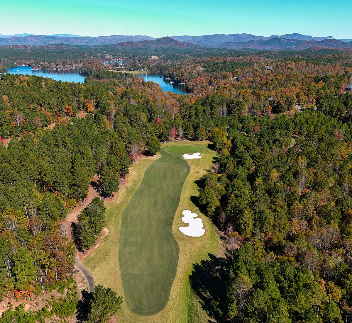 SimplotTurf's tweet image. Fall is here.  Talk to your Simplot T&amp;amp;H rep about keeping your color. @CliffsLiving #ColorPack #AmbientPlus #ExtremeGreen