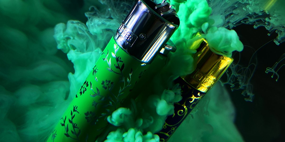 CLIPPERMX's tweet photo. Descubre la explosión de color en los nuevos modelos de Clipper Metal disponibles en México y colecciona sus distintos diseños.
¿Ya los conoces?
Colección: Clipper Metal Blue & Green Pattern
#ClipperReusableLighter #ClipperMetal #Clipper https://t.co/OKoqlqOEA1