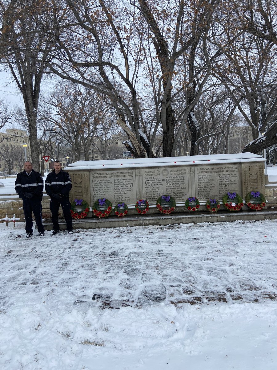 Today, we remember those who have served and fought for our freedom. #LestWeForget