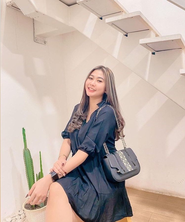 Bungaah2's tweet photo. Ready Vcs ni beb..🥰
Ditunggu ya beb.. #malamjumat
Yg serius 
Bisa Wa 081228513414
Bisa cek Vc face

#vcsbugil
#vcssangek
#vcscolmek
#vcs 
#chatseks
#vcsberbayar
#vcstrusted 
#AngelJogja https://t.co/cmC2RZRX1R