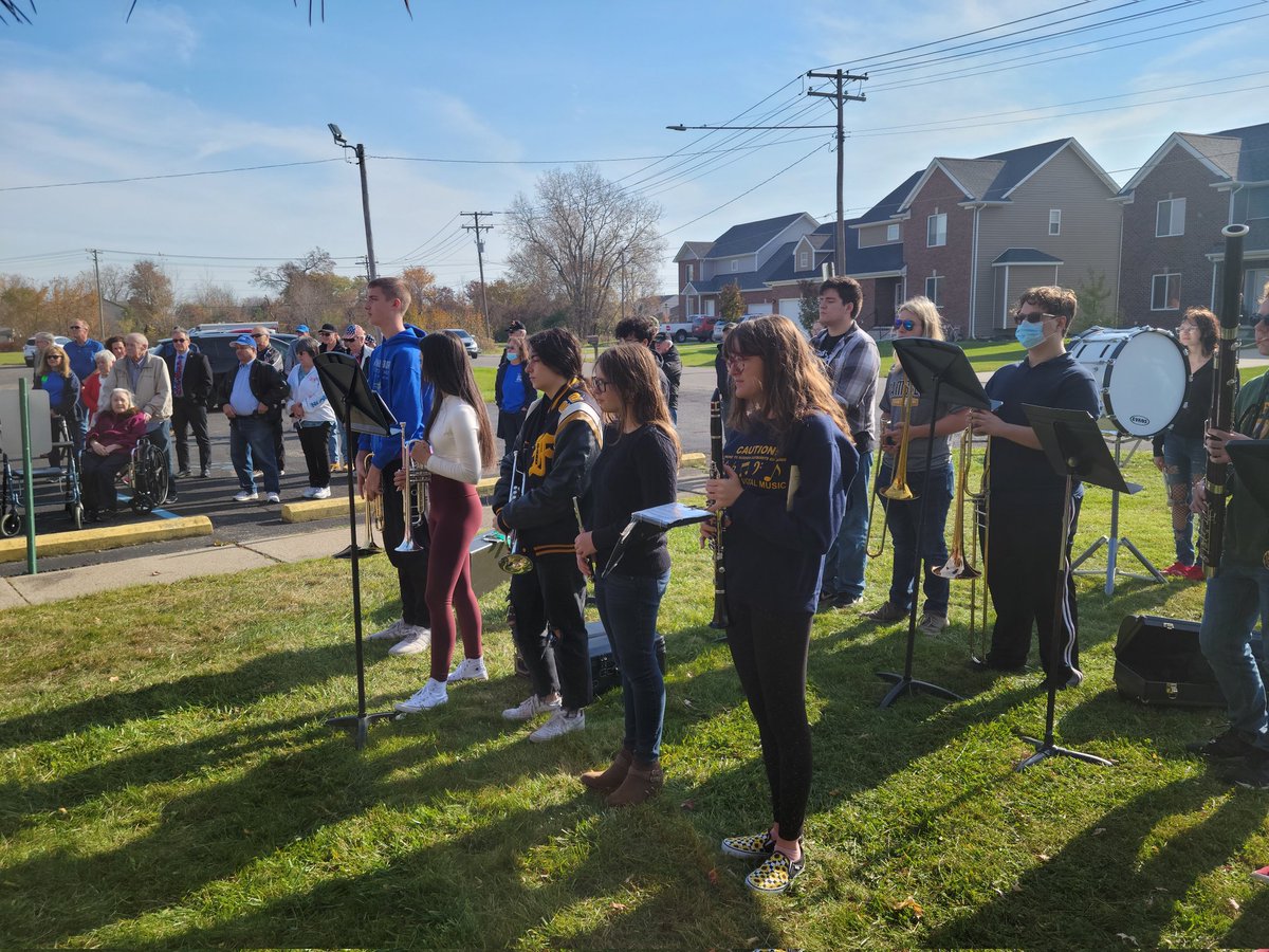 JimRodgers89's tweet photo. #VeteranDay ceremony at the Fraser VFW with Fraser H.S. Jazz band performing patriotic music! Thank you for your service, Veterans! Proud to be an American! @FraserSchools #FraserFamily https://t.co/Y3PMyqvvYt