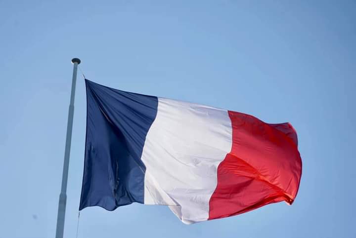 AlexSolomonyan's tweet photo. #11Novembre 

A #AixEnProvence, hommage aux hommes morts pour la France pendant la guerre 1914-1918

Le devoir de mémoire s'impose pour un monde de paix https://t.co/BBAaUoSIdb