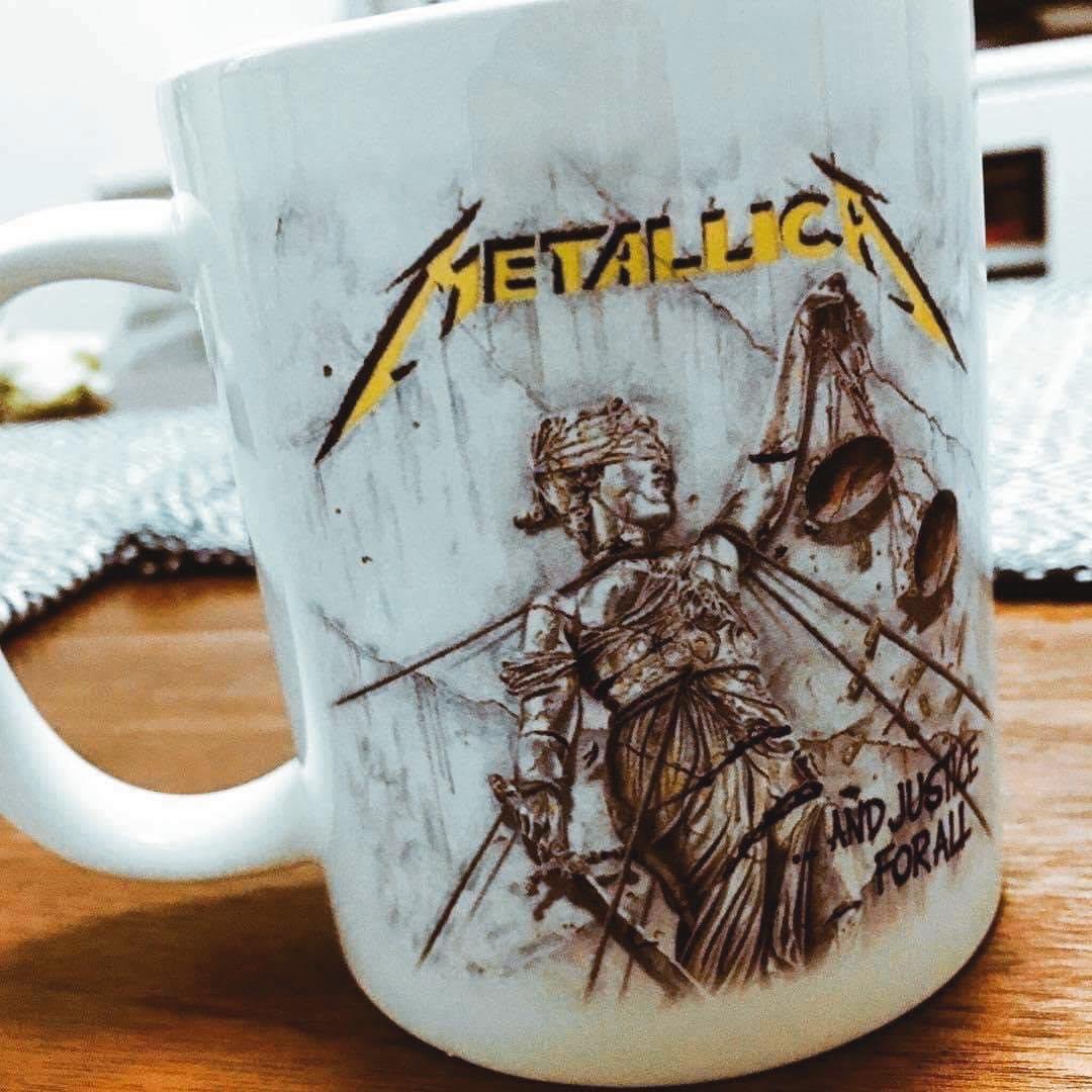 papahetfield81's tweet photo. And JUSTICE FOR ALL!🤘🏽
#metallica https://t.co/H0wYMeIlU6