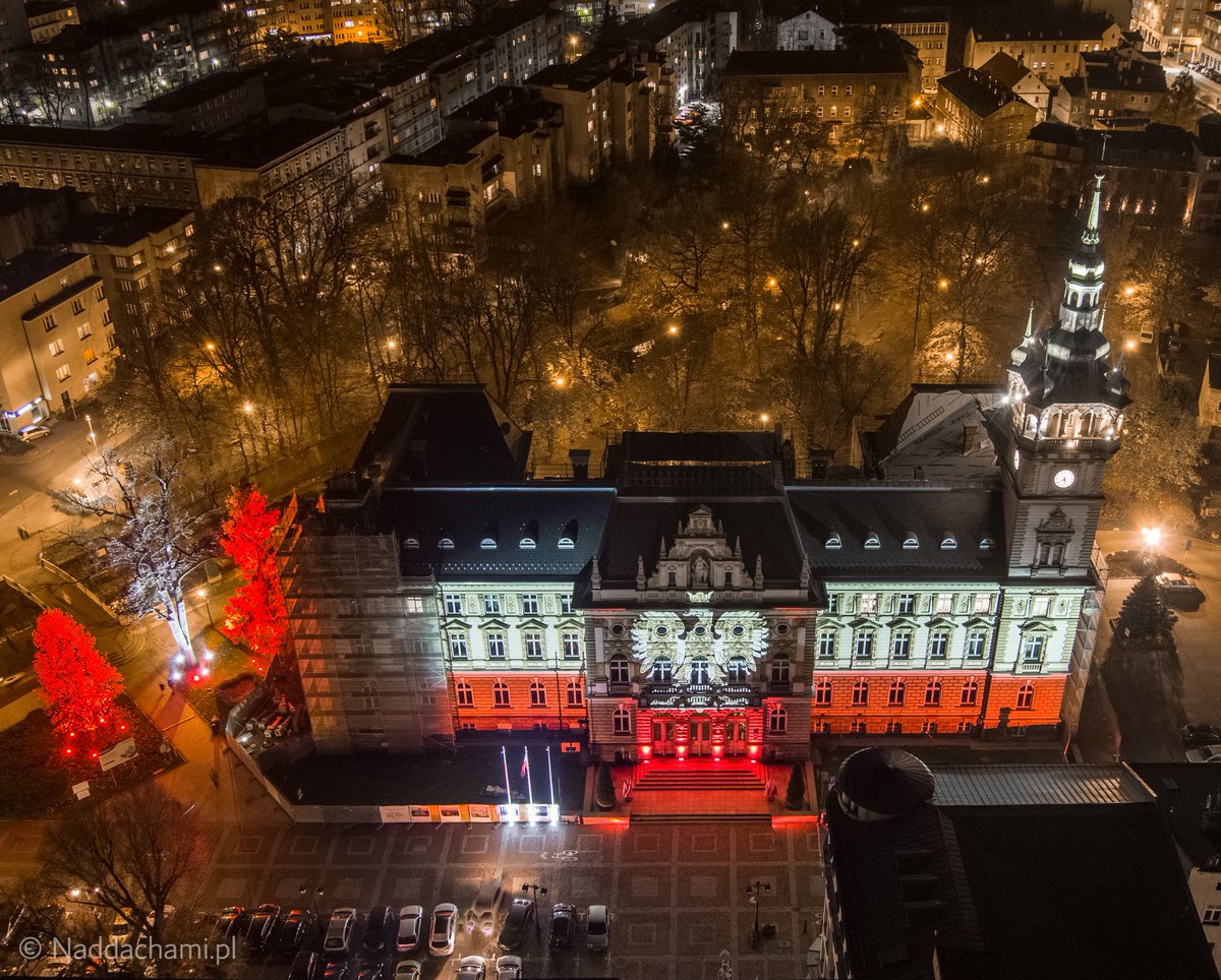Naddachami's tweet photo. 🇵🇱 Niepodległa! 🇵🇱❤️ https://t.co/AfLfncs3BH
