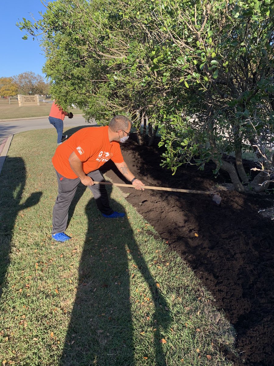Mike Hart (@mikeyhart2571) on Twitter photo Thank you Daniel and Blanca for coming out to today’s Team Depot at the William R Courtney Texas State Veterans Home! <a href="/Aaron____Martin/">Aaron Martin</a> <a href="/BabyBoi1977/">Daniel Dawson</a> <a href="/Pitmastery/">Brent Jahnke</a> <a href="/garland_haynes/">Garland Haynes</a> <a href="/nicole_harmon7/">Nicole Harmon</a> <a href="/thewaysheROLS/">Sha'rol Henning</a> <a href="/gunnerwills13/">Gunner</a> Thank you Daniel and Blanca for coming out to today’s Team Depot at the William R Courtney Texas State Veterans Home! <a href="/Aaron____Martin/">Aaron Martin</a> <a href="/BabyBoi1977/">Daniel Dawson</a> <a href="/Pitmastery/">Brent Jahnke</a> <a href="/garland_haynes/">Garland Haynes</a> <a href="/nicole_harmon7/">Nicole Harmon</a> <a href="/thewaysheROLS/">Sha'rol Henning</a> <a href="/gunnerwills13/">Gunner</a>