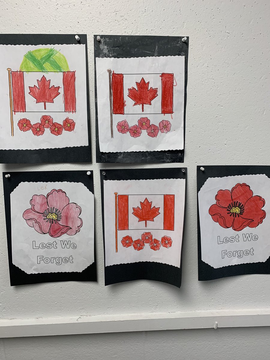 RussellPSchool's tweet photo. We Remember. #LestWeForget https://t.co/bmsfGVxKLn