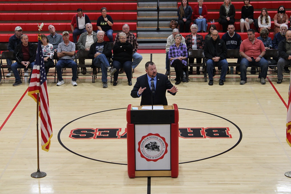 loganelmschools's tweet photo. LEHS and McDowell held a Veterans Day assembly this morning, with Matt Kim as the speaker.  During the assembly, the Student Union/Student Council presented Len Proper of Military Veterans Resource Center with a donation of  $1,863.53 to be used to supply the MVRC food bank. https://t.co/WV00GfDBY7