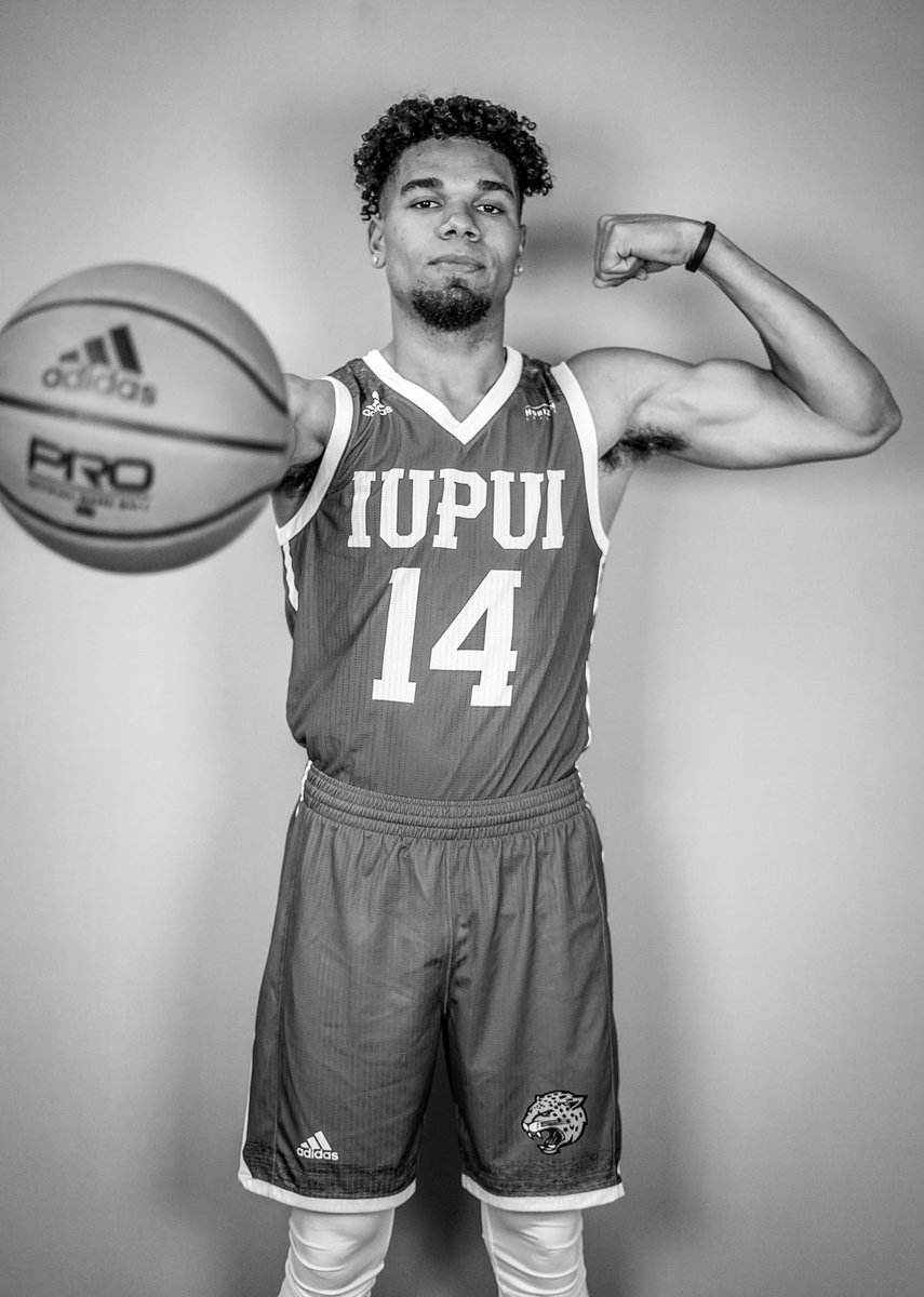 iuindy_jaguars's tweet photo. Good luck to @MBtrey4 as he makes his professional debut tonight for the @NBAGrandRapids. 

#HLMBB #JagsROAR https://t.co/7LxcbpKVtz