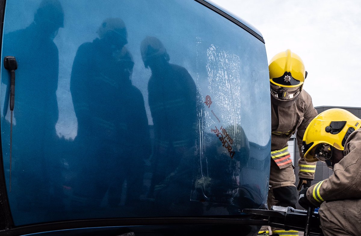 RNorthumberland's tweet photo. N_landCouncil: RT @SteveAir_: Day 29 - RTC day 3 - Vehicle on side. Casualty care / removal - multiple cuts and tools used with various ways to secure vehicle stability demonstrated. Another great day. 

@NlandFRS @N_landCouncil @HolmatroRescue #firefigh… https://t.co/k0JZ8f7wXA
