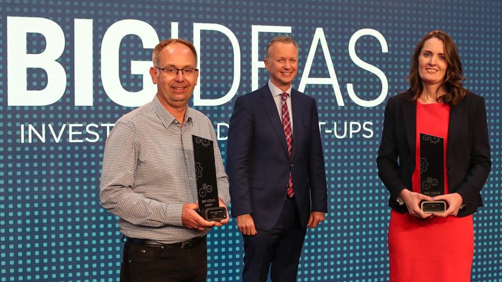 Entirl's tweet photo. The audience has spoken! 

@osingj from @ucddublin spin-out @PEAR_labs won the @EI_bigideas 'Viewer's Choice' award for making the invisible, visible #GlobalAmbition https://t.co/MiCZyAzoBy