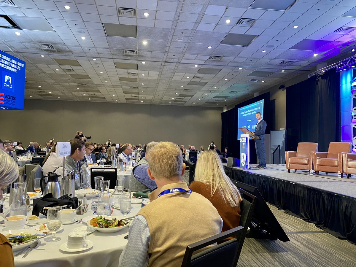 SCUpstate's tweet photo. .@Proterra_Inc VP Mike Finnern shares lessons learned during the company’s evolution from an early-stage startup into a publicly traded #EV leader at #scmfgconf. https://t.co/YyCypAwvjU