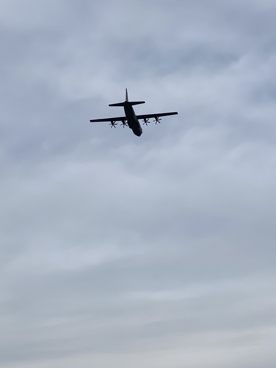 _donmitchell's tweet photo. Today we remember and thank our Canadian heroes, past &amp; present, whose service &amp; sacrifice for peace &amp; freedom will never be forgotten. The Town of Whitby also received a special flyover from the CC-130J Hercules to commemorate Remembrance Day. #Lestweforget #RemembranceDay2021 https://t.co/6qkbWVfdQj