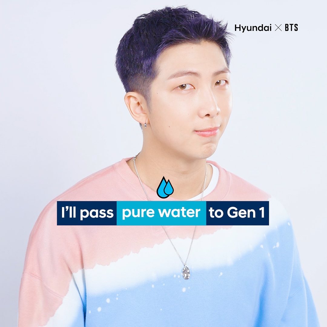 HyundaiMEA's tweet photo. What would you pass on to Generation One, the first generation to live carbon neutral? Join RM & Jungkook in our #Pass2Gen1 challenge on TikTok, Instagram and YouTube and let us know! 👋 @bts_bighit
#Hyundai #HyundaixBTS #BTS #ExpectingGen1 #Pass2Gen1 #Move4Gen1 #HyundaiMEA https://t.co/JrfoKMq10R