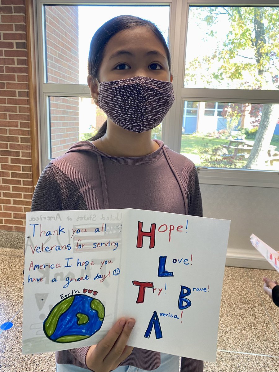 CarneyElemART's tweet photo. Happy Veterans Day! Carney students made cards for the ALA Unit of Parkville Post 183. @CarneyElem @BCPS_SPrice2 https://t.co/Edi48EAEfW