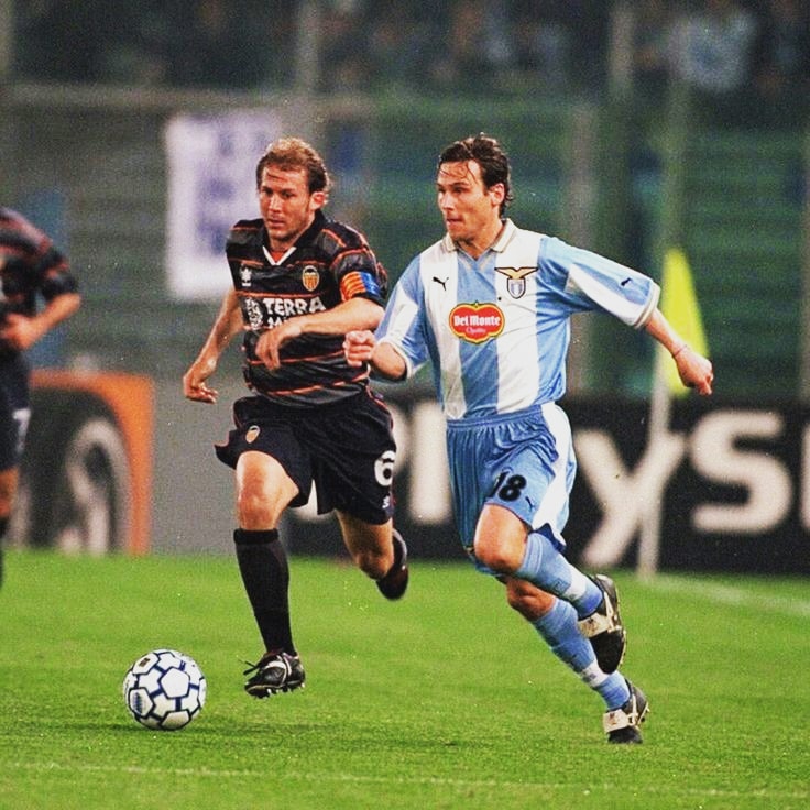 Pavel Nedved vs Gaizka Mendieta
➖➖➖➖➖
Lazio 1-0 Valencia
Champions League 1999-00
Quarter Finals 
Leg 2
➖➖➖➖➖
#pavelnedved
#pavelnedvěd #pavelnedved11 #nedved #nedved11 #gaizkamendieta #mendieta #lazio #lazio_illife #laziali #lazio_photogroup #valencia #valència