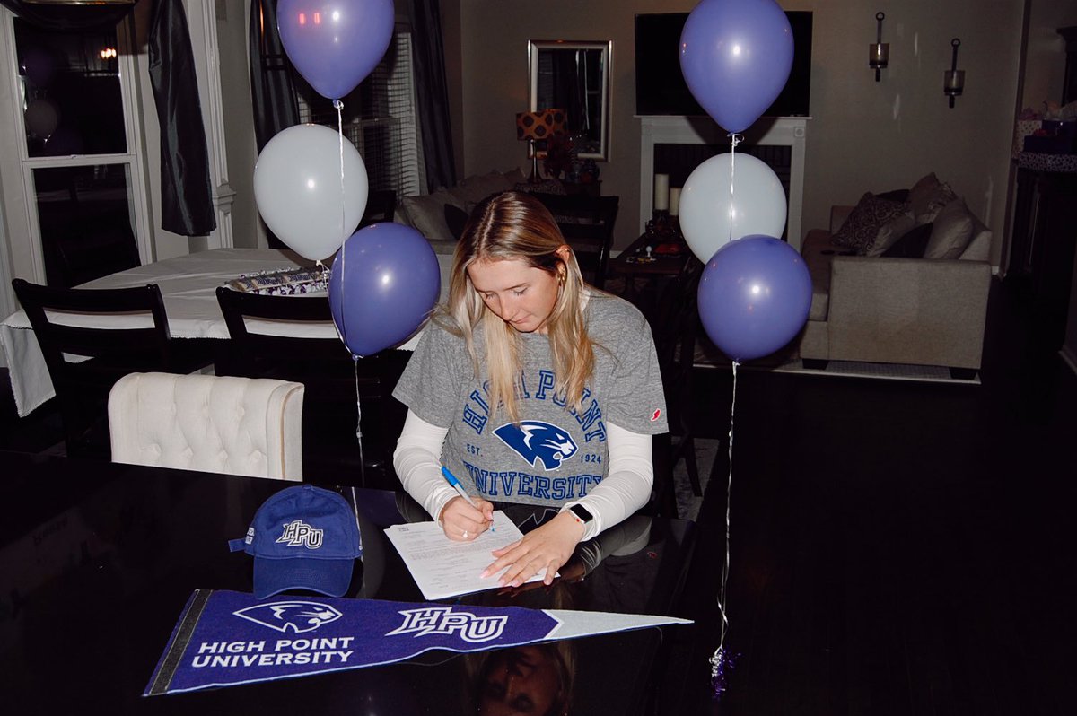 Put the pen to the paper and i’m officially a panther 🐆 can’t wait for the next 4 years 💜💜💜 #hpu #NationalSigningDay #Classof2022 #Hpu2026