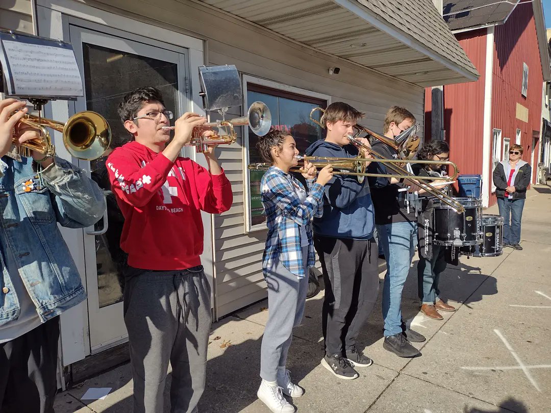 WLHSCometBand's tweet photo. Student leadership from Comet Band playing for Veterans Day at the American Legion! Thank you for your service 🇺🇲 https://t.co/OdCACbyO0c