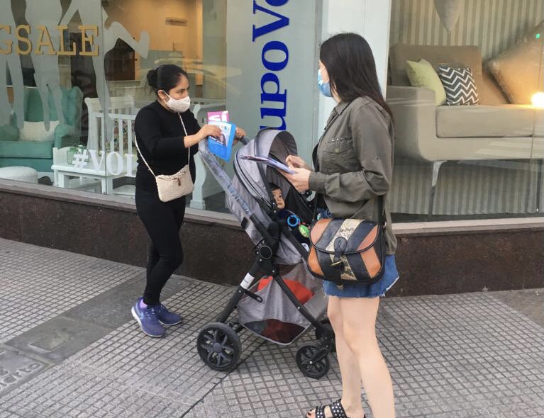 AiresCaba's tweet photo. Ayer cerramos la campaña de @TodosCaba en las 15 comunas de nuestra ciudad, recorriendo los barrios y hablando con cada vecino y vecina 👇 https://t.co/l4P1e9g23X