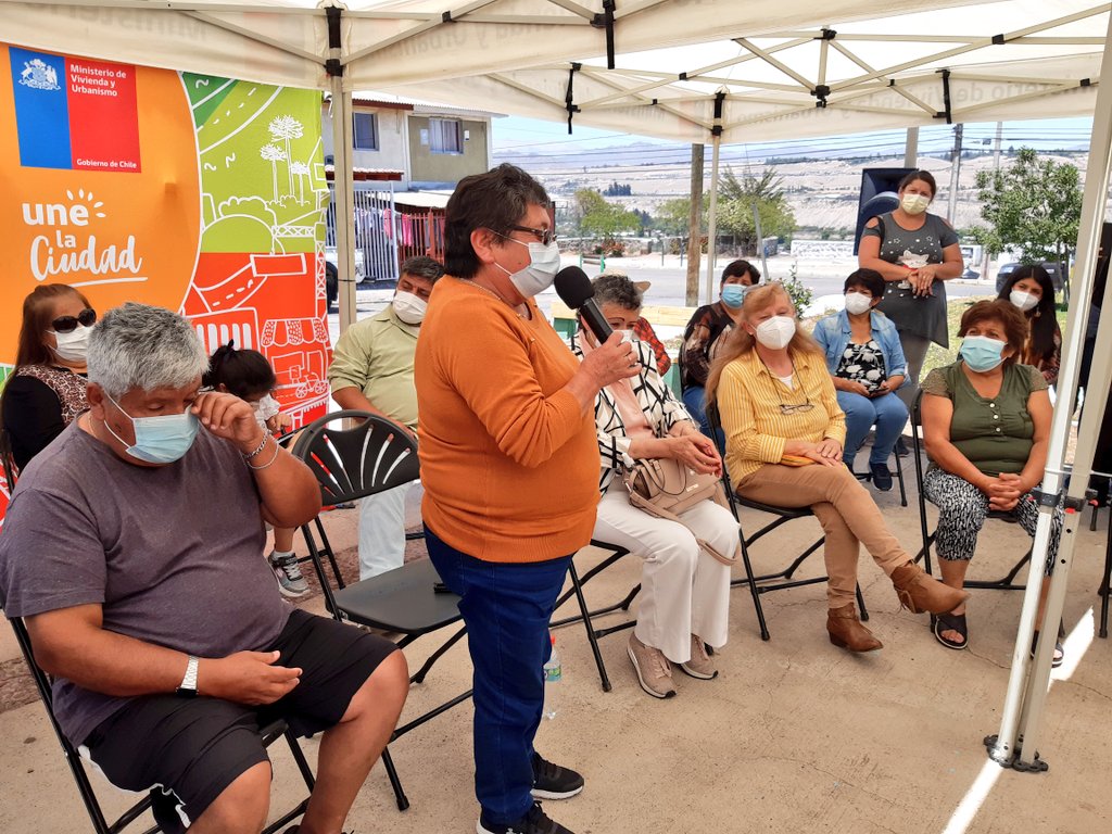 Polígono ubicado en VillaEdén y VillaJuan López de #Vallenar fue seleccionado para recuperar su barrio a través del <a href="/Minvu/">MINVU - Chile</a> <a href="/quieromibarrio/">Quiero Mi Barrio</a> 👏👏 Así lo informaron el Seremi <a href="/pedroriosweldt/">Pedro Rios Weldt</a> Delegado <a href="/UrquietaAtacama/">Patricio Urquieta</a> alcalde <a href="/MuniVallenar/">Muni Vallenar</a> y <a href="/DirectorServiu3/">Rodrigo Maturana Fuentes</a> en reunión con vecin@s 🎉