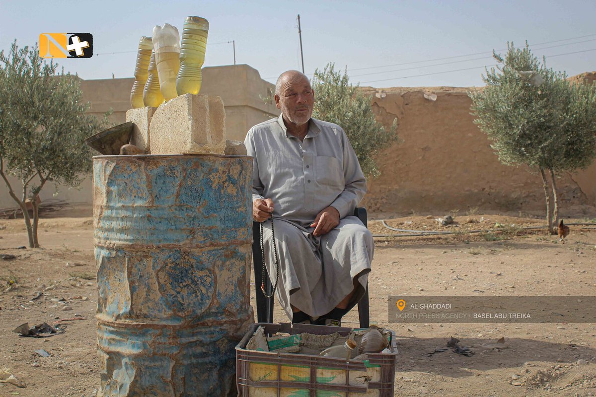 Aboud Al-Awad, aged 64, is burdened with diseases (diabetes, heart, blood pressure). He faces obstacles and difficulties in life, by sitting for long hours in the scorching heat in Syria. He is hoping to sell a few litres of oil to defy poverty.
lnkd.in/d7KpRJwV