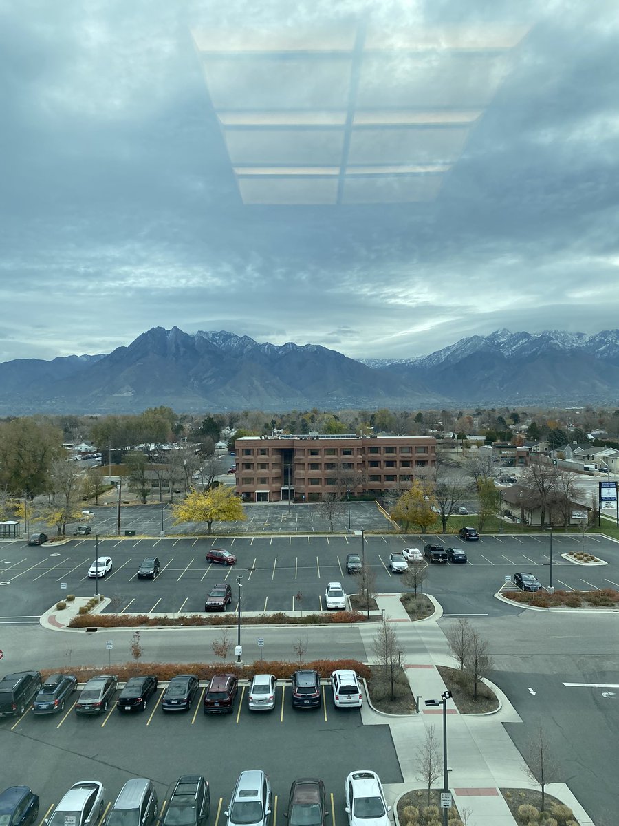 lynamiralda's tweet photo. Vue de la clinique ici à Salt Lake City 🏔 

#Utah https://t.co/9s6KIXyMTD