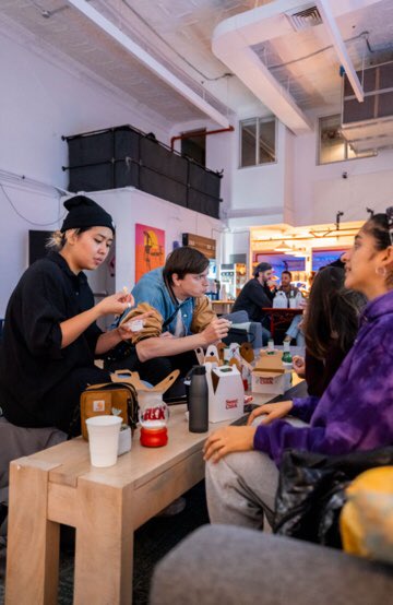 368's tweet photo. If you missed @SweetChickLife at the Coat Drive launch, you’re in luck. Be like Sweet Chick and support NYC’s Youth Shelters, donate a coat tonight, we’ll be slinging sandwiches from 6pm-8pm or until we run out. https://t.co/u7OcqFNzaG