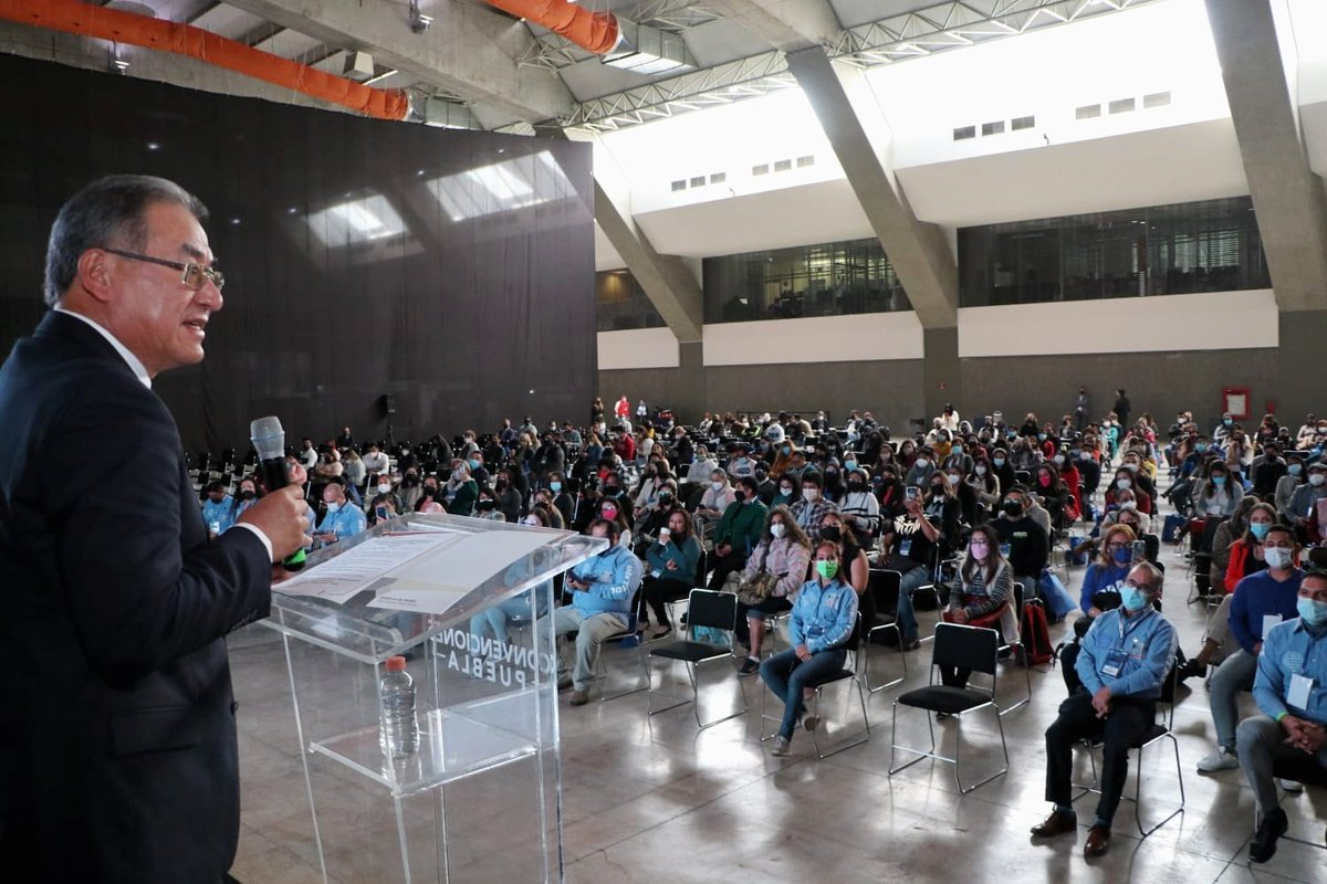 SEPGobPue's tweet photo. La labor de las y los docentes es acompañar a los aprendientes en su proceso educativo, señaló el secretario de Educación, @MelitonLozano durante la inauguración del "48th International Mextesol Convention", de la Asociación Mexicana de Profesores de Inglés, Mextesol A.C. 1/2 https://t.co/tEwCUOzpzg