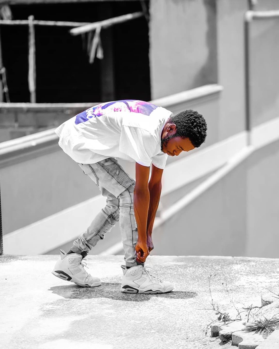 iambrightlee_'s tweet photo. It's u bwoy @iambrightlee_ follow me up on IG #LIKEs #LikeForLikes #LIKEs #likeOppini #likeasiaman https://t.co/f36R9CZlbc