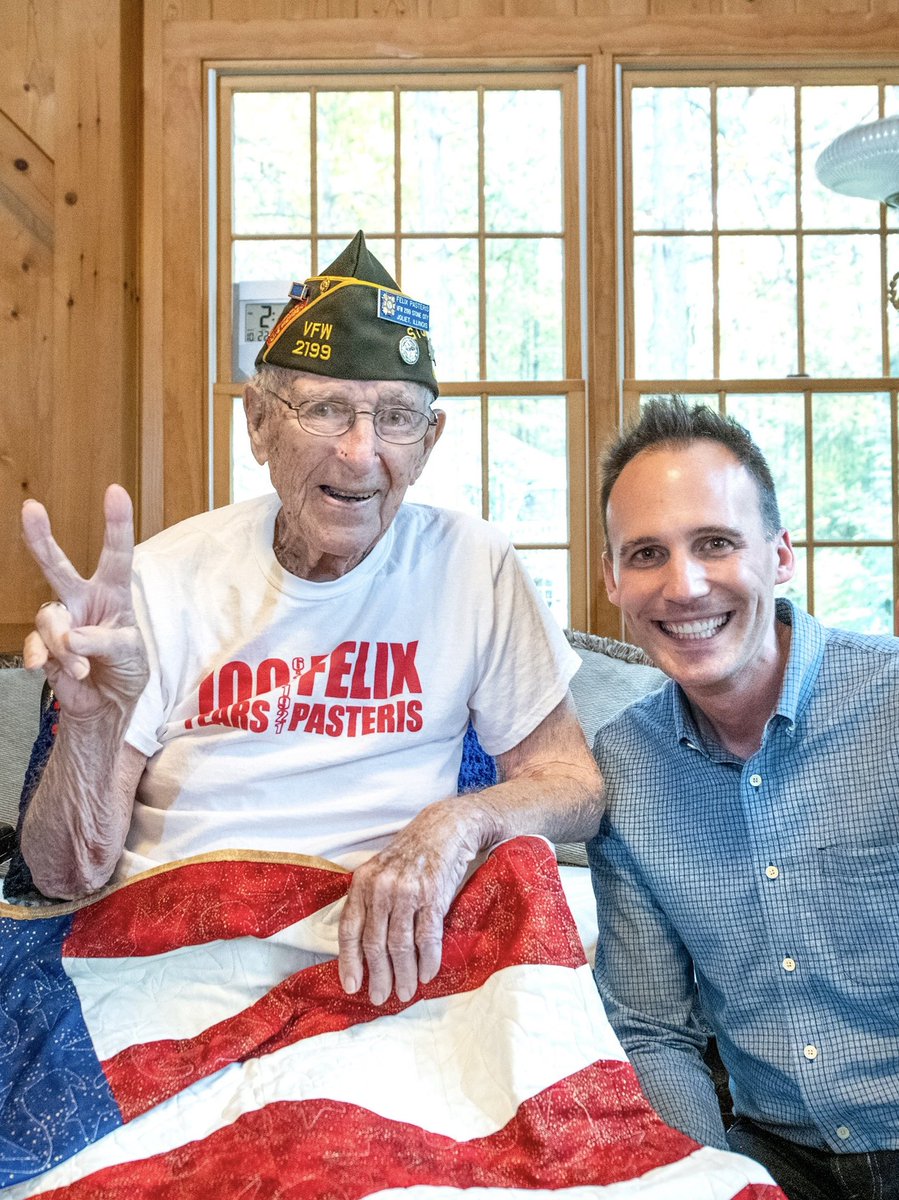 KyleMichael's tweet image. We had the privilege to meet and honor Felix Pasteris, a 100-year-old veteran and @ClevelandClinic patient who is currently in hospice.

He’s been battling cancer and beat COVID-19.

Thank you to Felix and all our veterans! 🇺🇸
