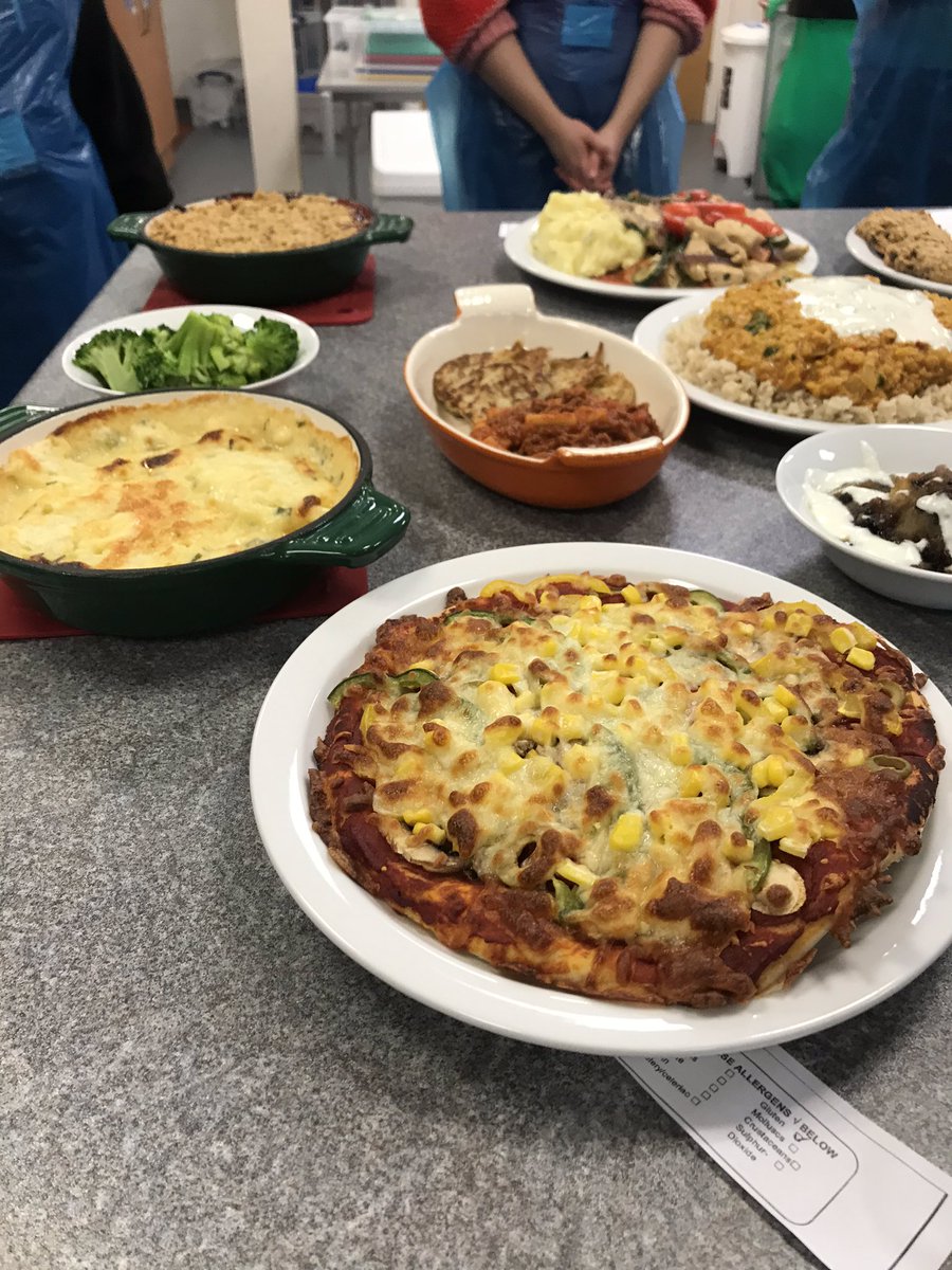 UHertsDietetics's tweet photo. The Level 4 Nutrition and Dietetics students took part in Basic Cooking Skills practical sessions this week. A variety of dishes were prepared and presented, we had a lot of discussion and lots of fun! @LeeJerome5 @Ew_Katherine @KateEarl12 @DrVafeiadou @FallaizeRD @McclinchyJ https://t.co/F4PImbMxZz