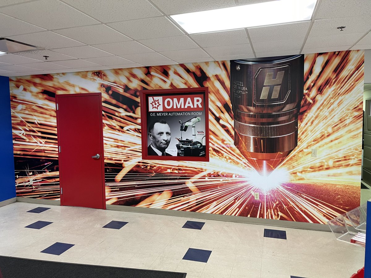 ML_Graphics's tweet photo. @oemeyer New Wall and Window Wrap Installed today 💥 https://t.co/nEnhPVtQV4