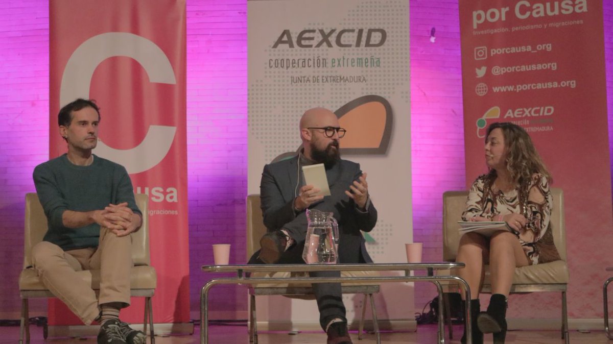porCausaorg's tweet photo. ASÍ HA SIDO EL PRIMER DÍA DE #CongresoMerida 🥳
Después de disfrutar hoy del mejor #PeriodismoMigraciones, ¡recargamos fuerzas para mañana agradeciendo a los compas de fotografía su GRAN TRABAJO! @PabloAbreuFdez @josebaadd @mohammed_shobat #DiegoBlancoCortes ⬇️⬇️⬇️ https://t.co/fxp3ZNeXpP