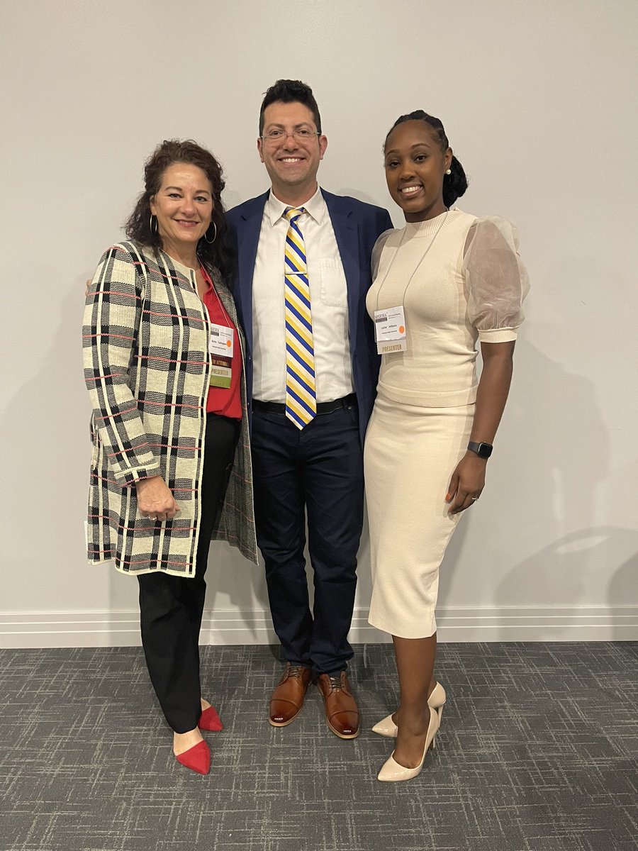 DrSumpterAP's tweet photo. Extremely honored to share my research with other educators and leaders during the Mid-South Educational Conference! I was also able to see MY amazing President, Dr. Artis, who served as the keynote speaker to open the conference! #MSERA https://t.co/uTa8M5dRxK