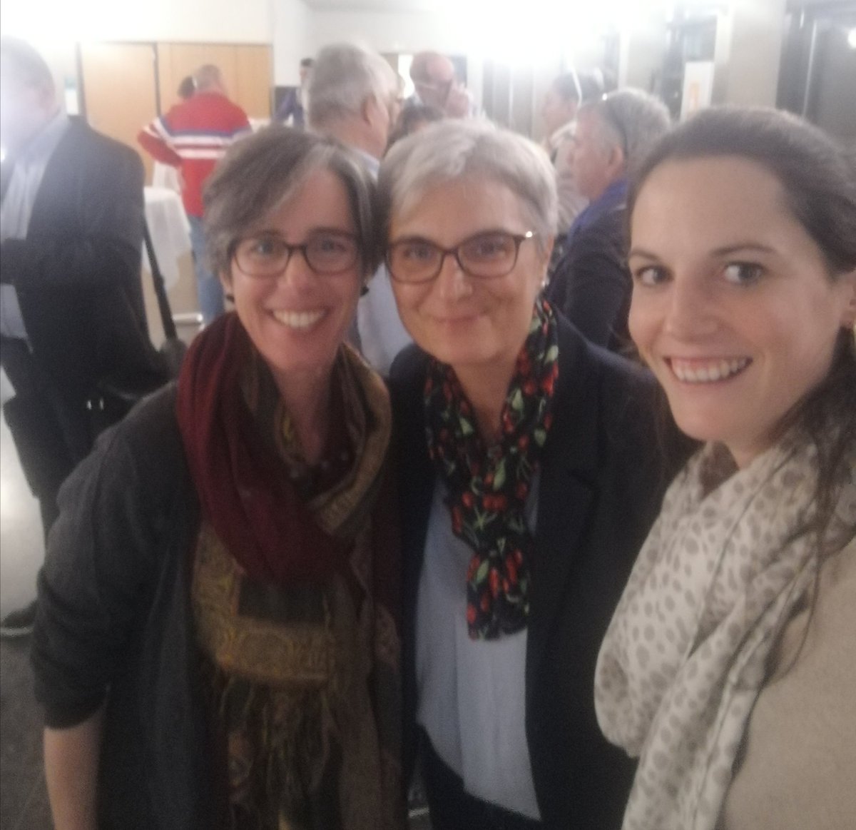 SchulerAnita's tweet photo. Wir haben es sowas von gerockt! Danke @HannaLandolt von @LERNHAUSSOLE und @BeatrixWinistörfer
@dlhsekII #Vernetzungsanlass #SekII https://t.co/HUvXZMHZws